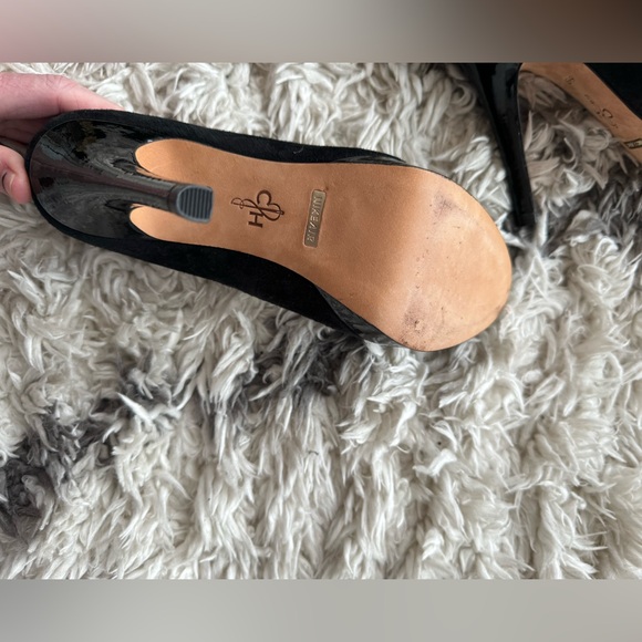 Cole Haan black suede heel - Picture 5 of 8